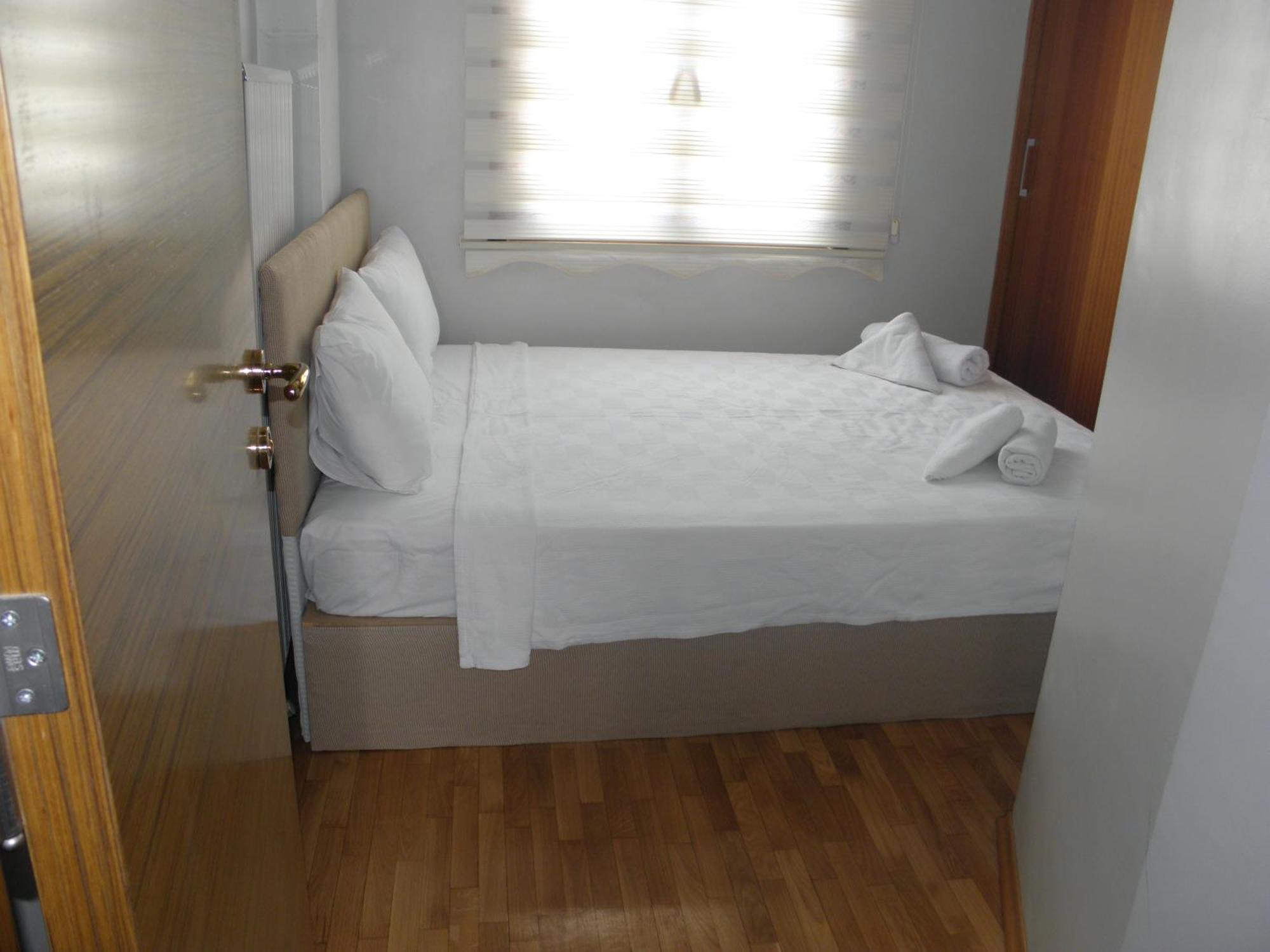 Omar Sultan Park Suites Istanbul Bagian luar foto