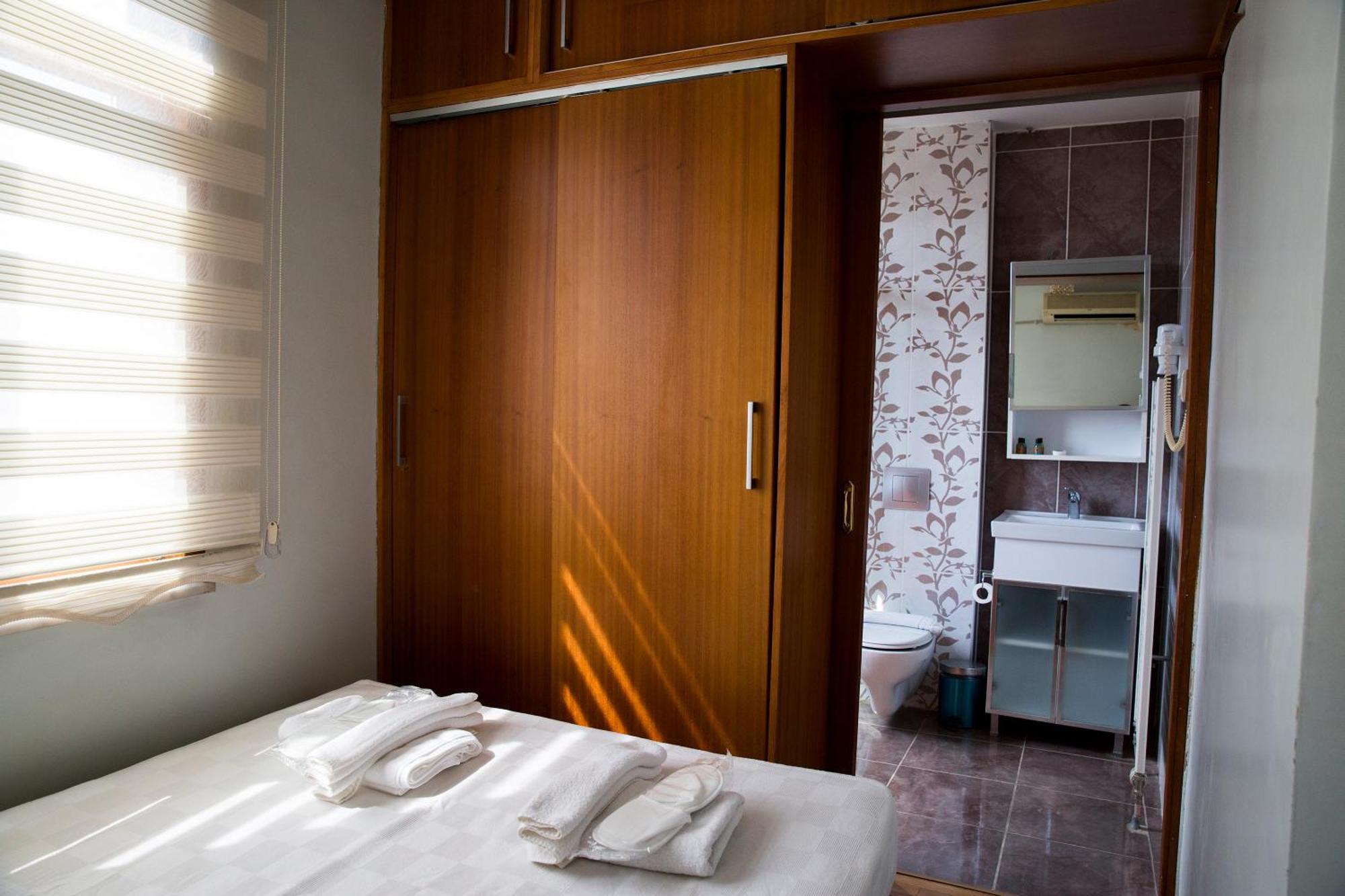 Omar Sultan Park Suites Istanbul Bagian luar foto