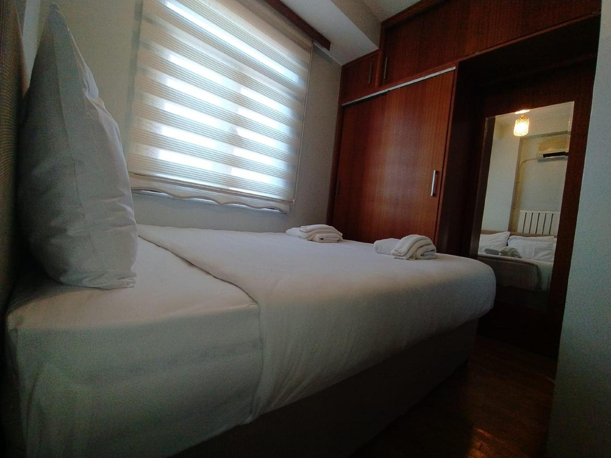 Omar Sultan Park Suites Istanbul Bagian luar foto